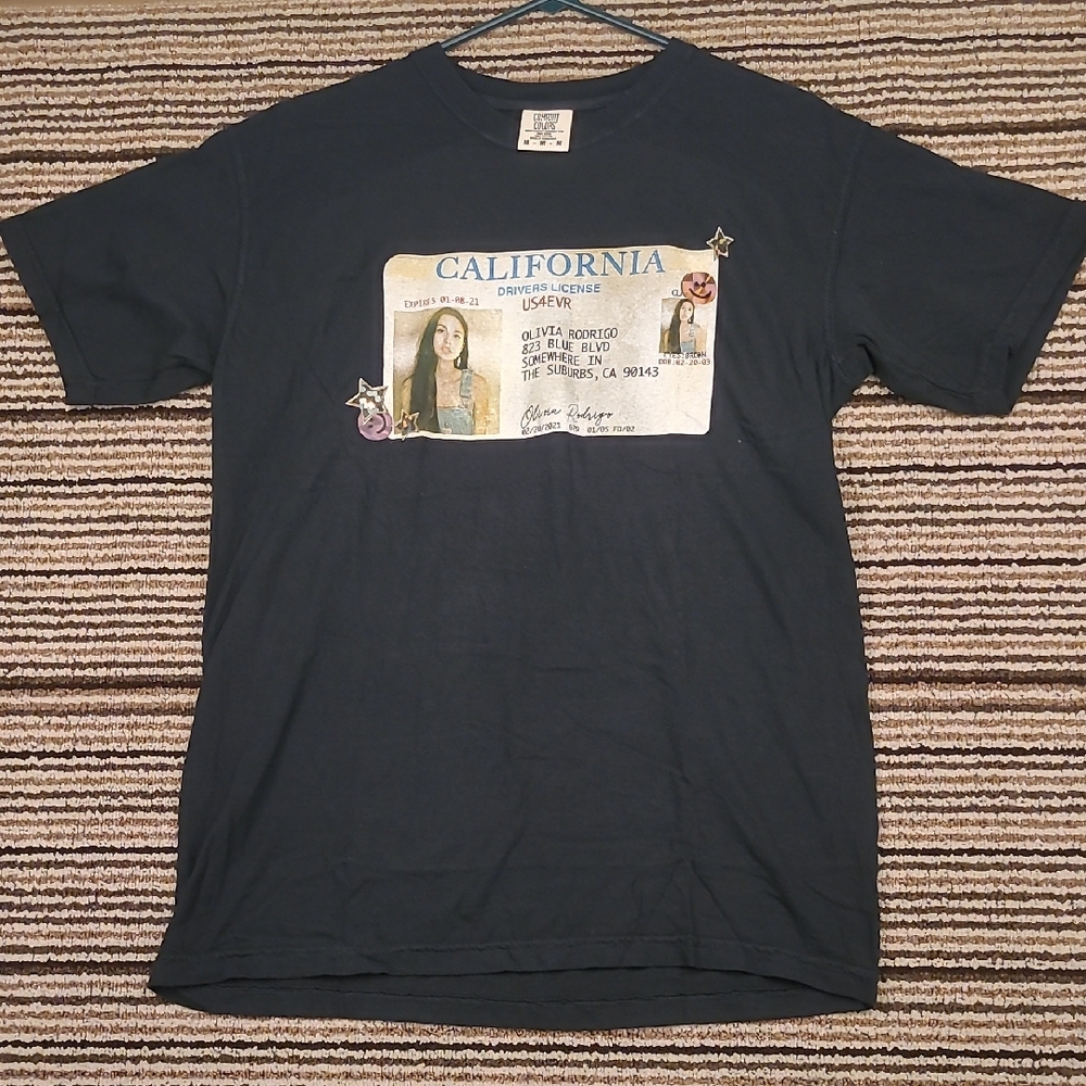 OLIVIA RODRIGO Driver License Tour Black Cotton Medium Original Run Mens T Shirt